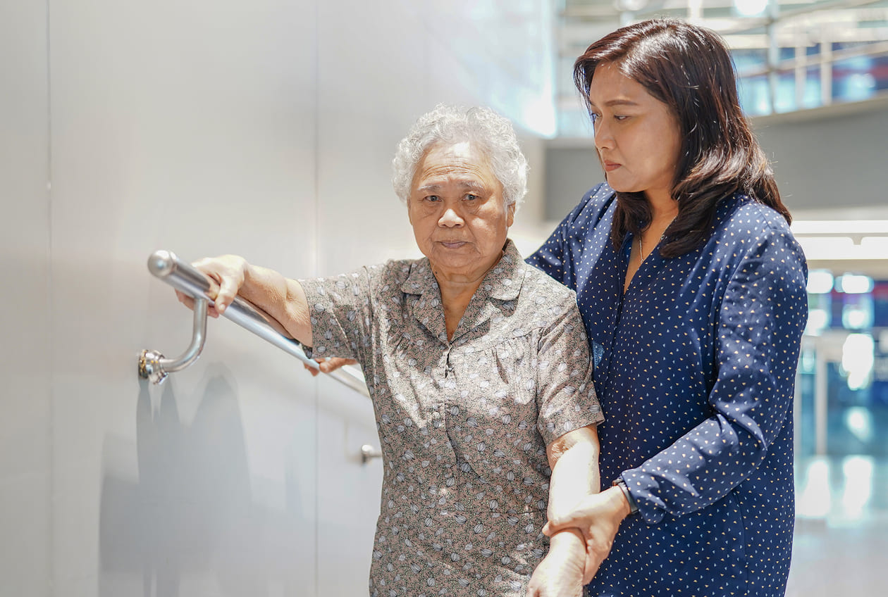 優先媒合本國照顧員